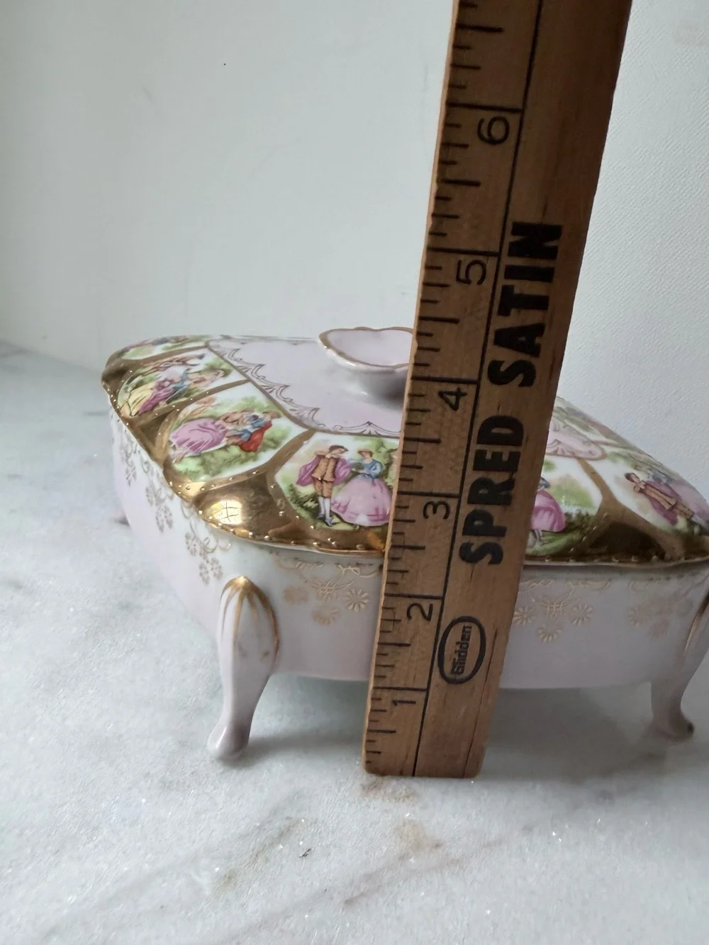 N/A ornate footed